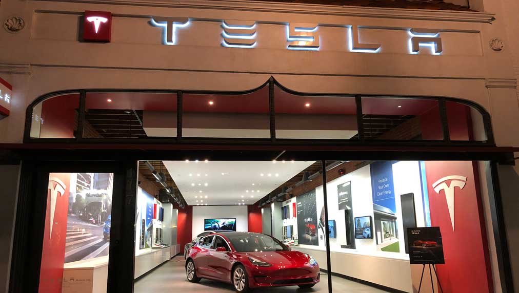 Dow Jones Futures: Tesla Deliveries Due Amid Bullish Stock Market Trend; Robinhood Is A Buy