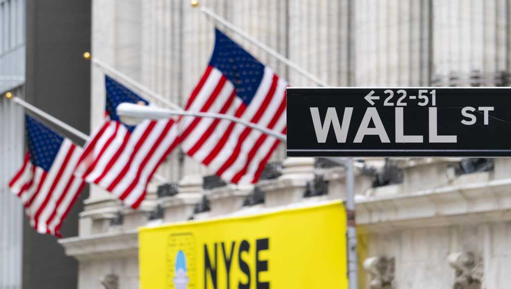 Dow Jones Jumps 550 Points After Stock Market Sell-Off; Tesla Earnings Next